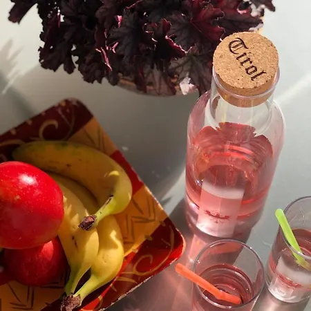 Sunshine 아파트 *